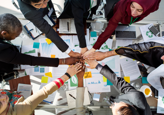 corporate_culture_building_1x